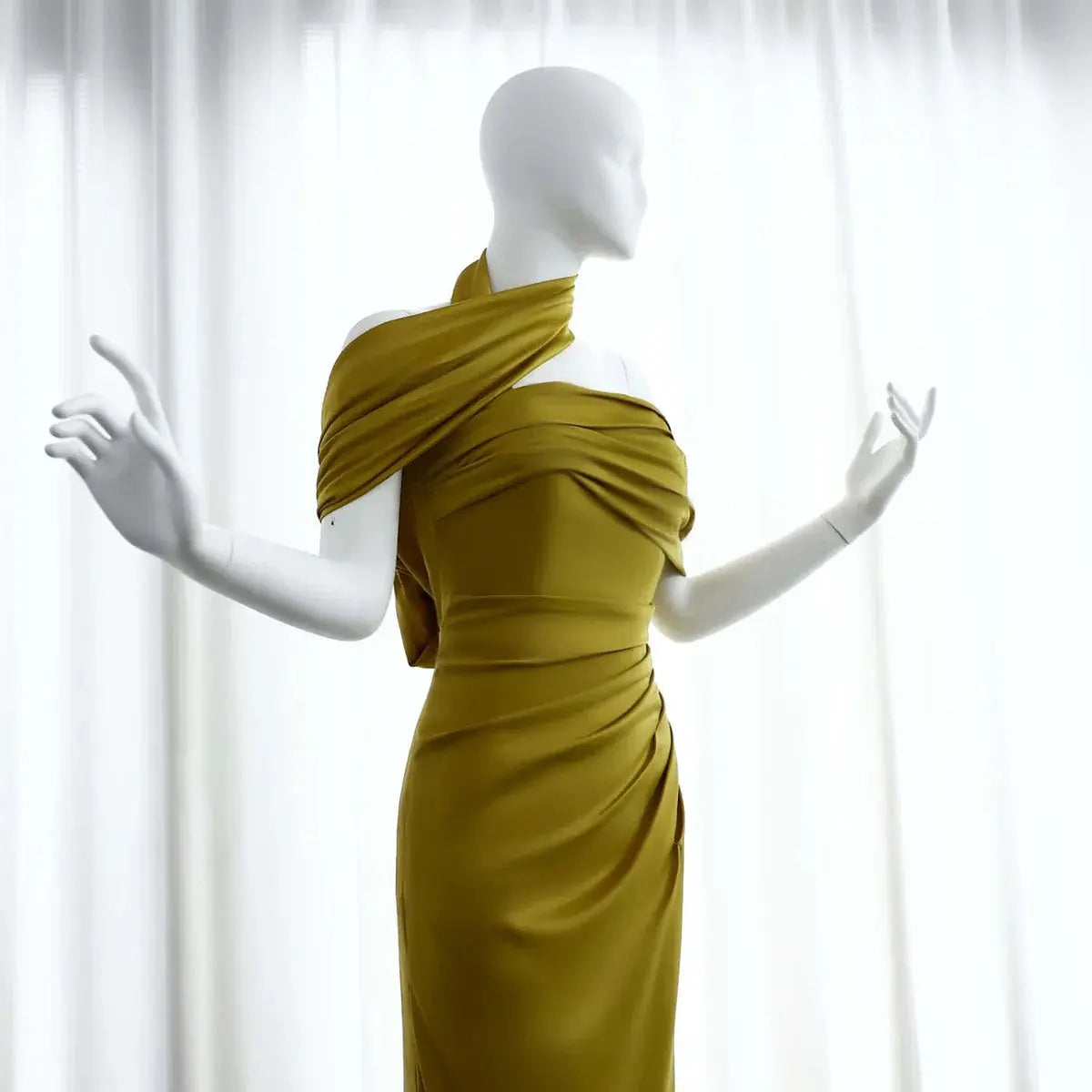 Robe Noor - Robe longue élégante pour soirées | ZHrobes ZHrobes